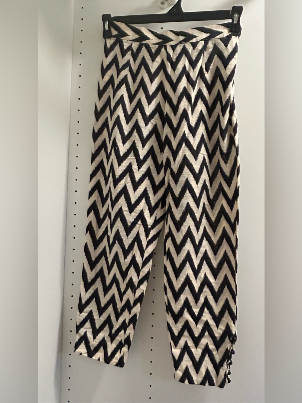 Chevron Crop Pants in Black & Cream